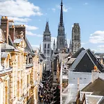 Le Monet Joli Vue Cathedrale ! *
