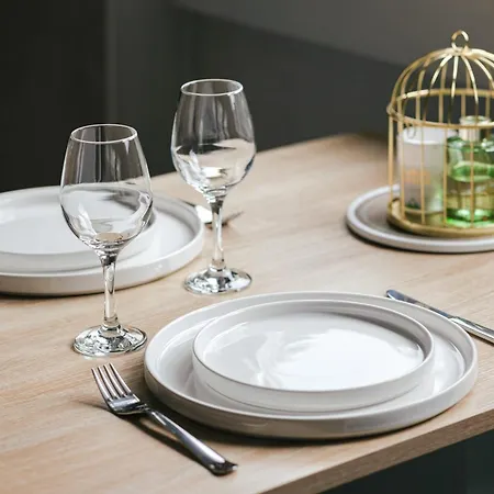 Le Monet Joli Vue Cathedrale !